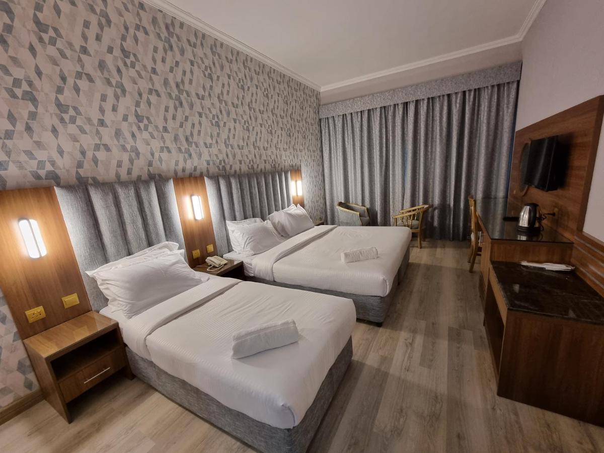 Bliss Square Hotel Dubai Exterior foto